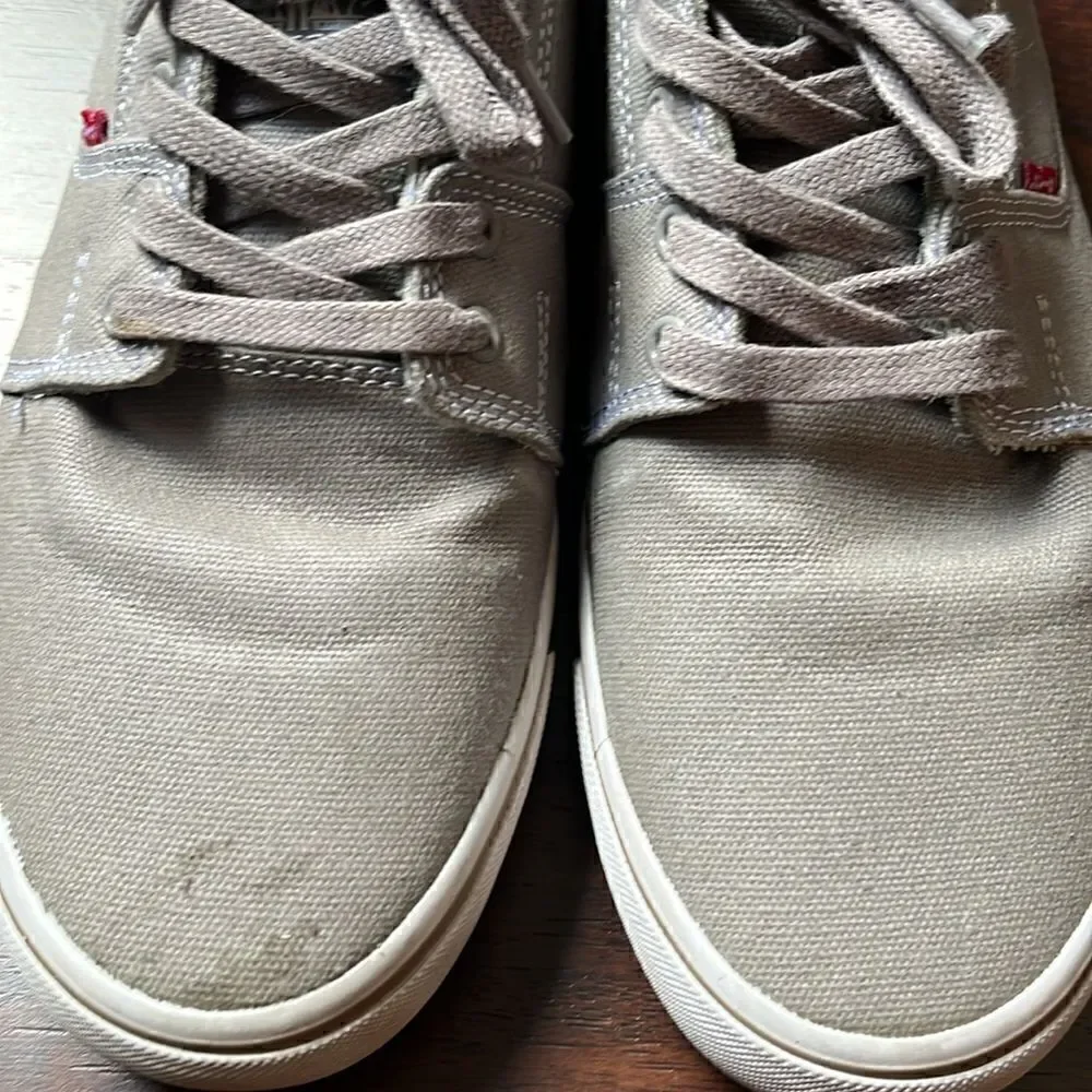 Levis levi’s sneakers